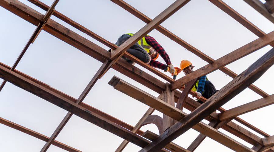 Expert Emergency Roof Repairs services in Oak City, UT